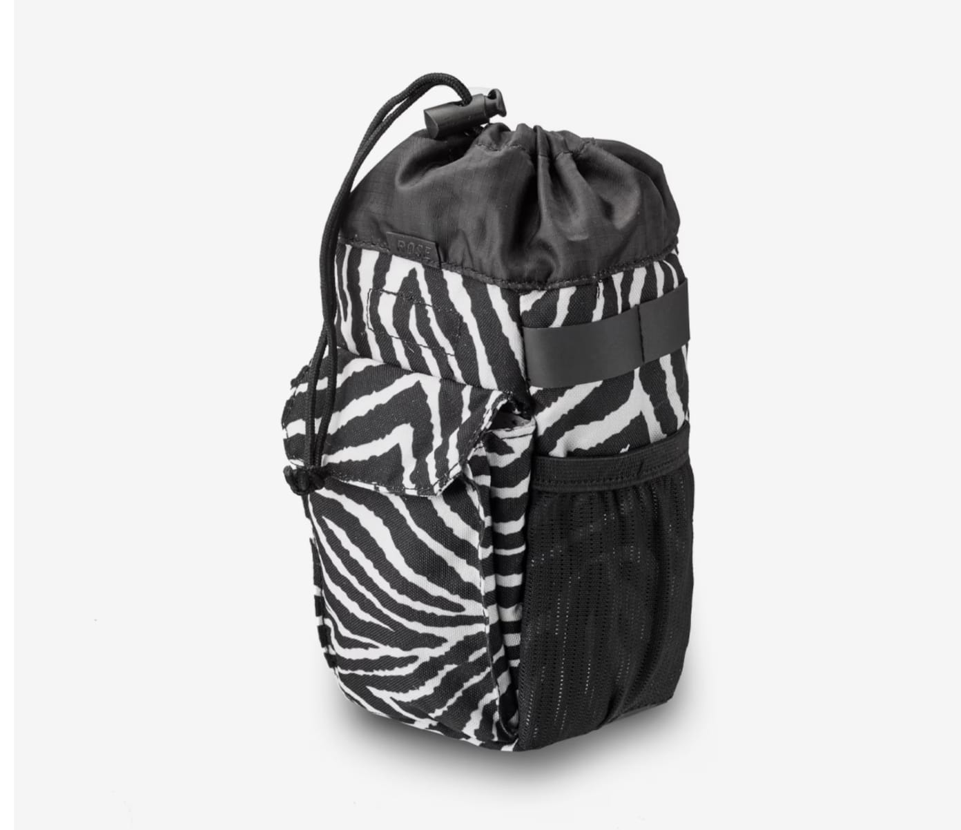 Jamais sans mon pouch bag